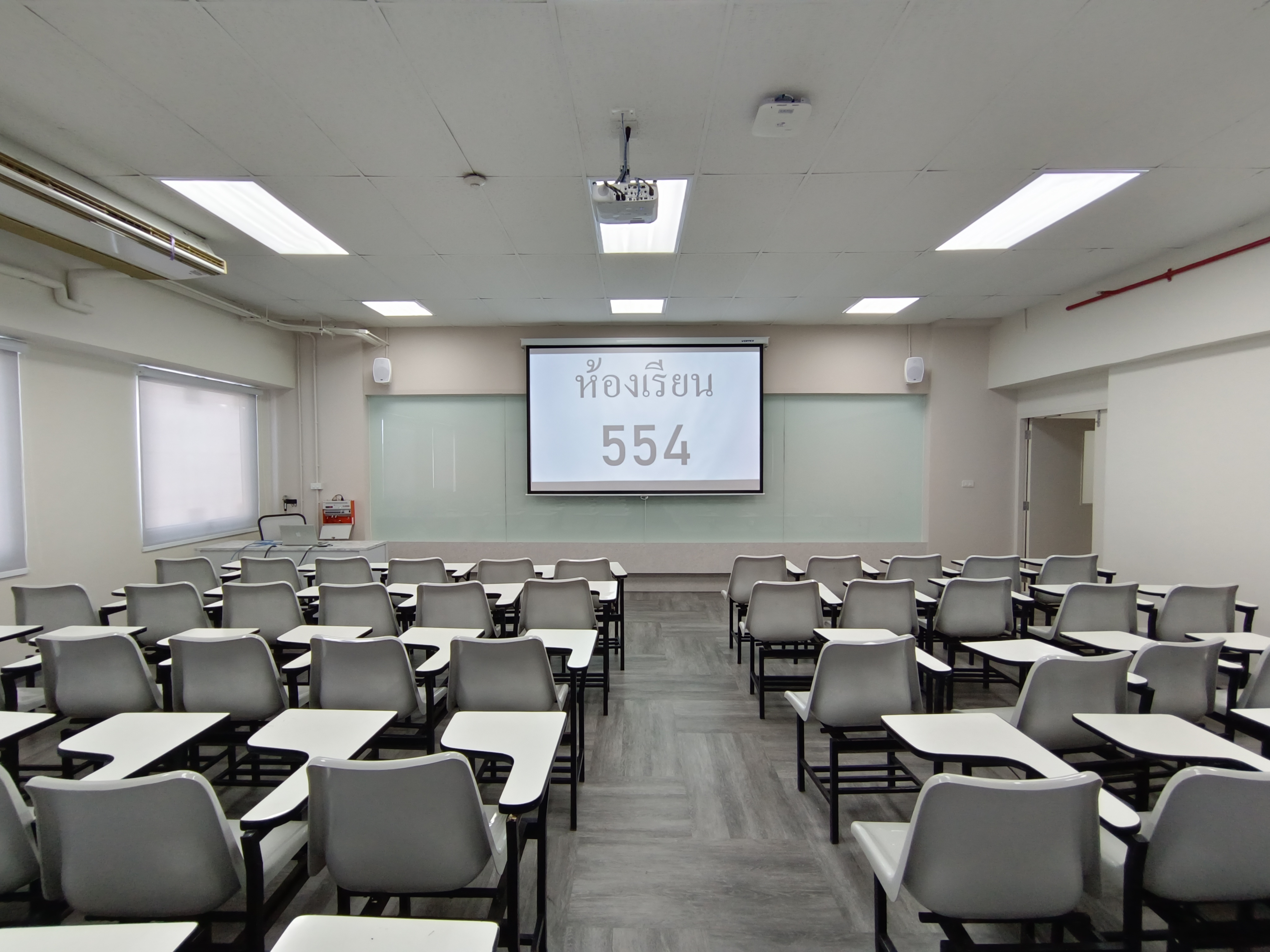 554