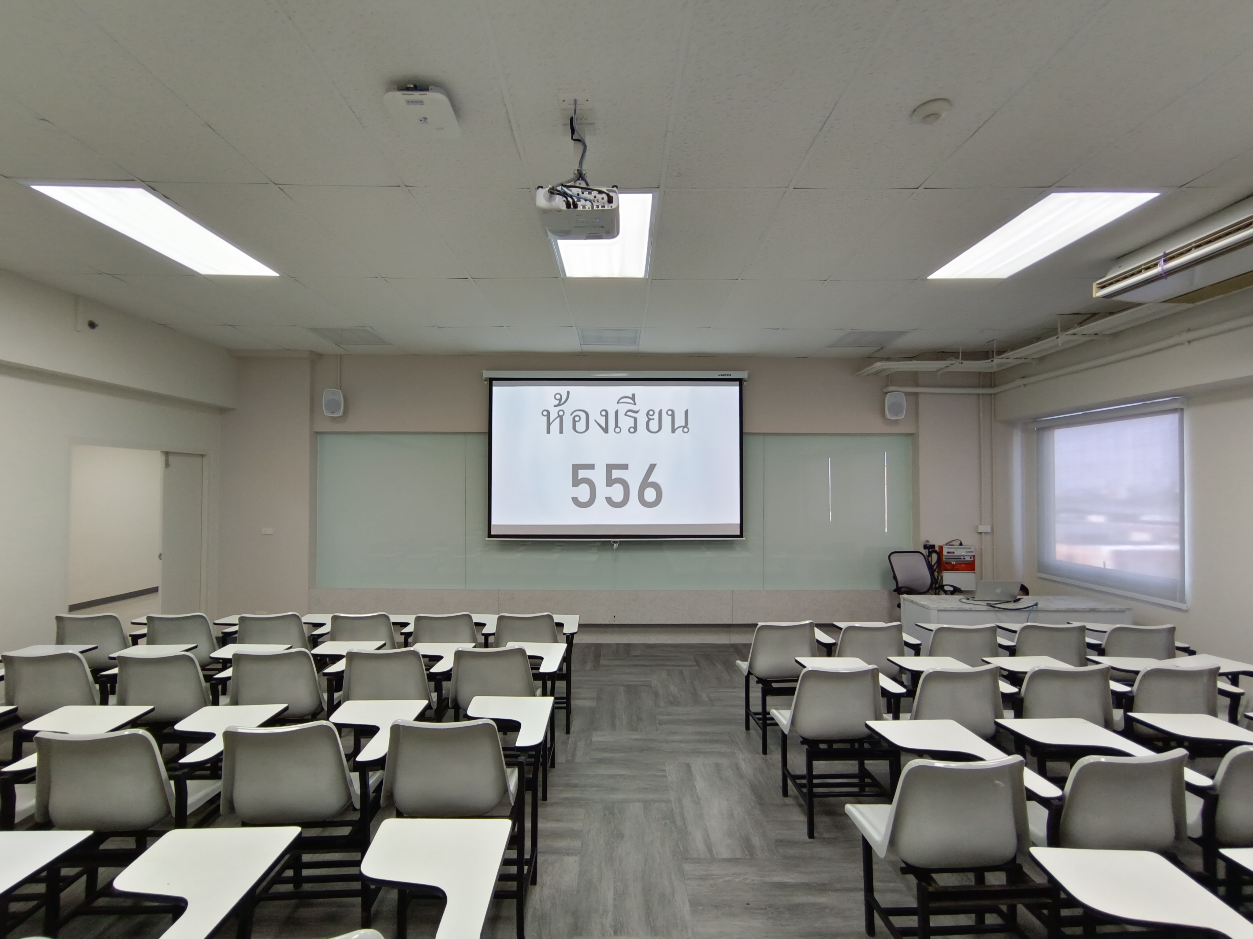 556