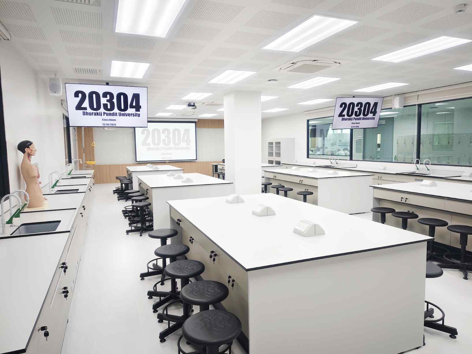 20304