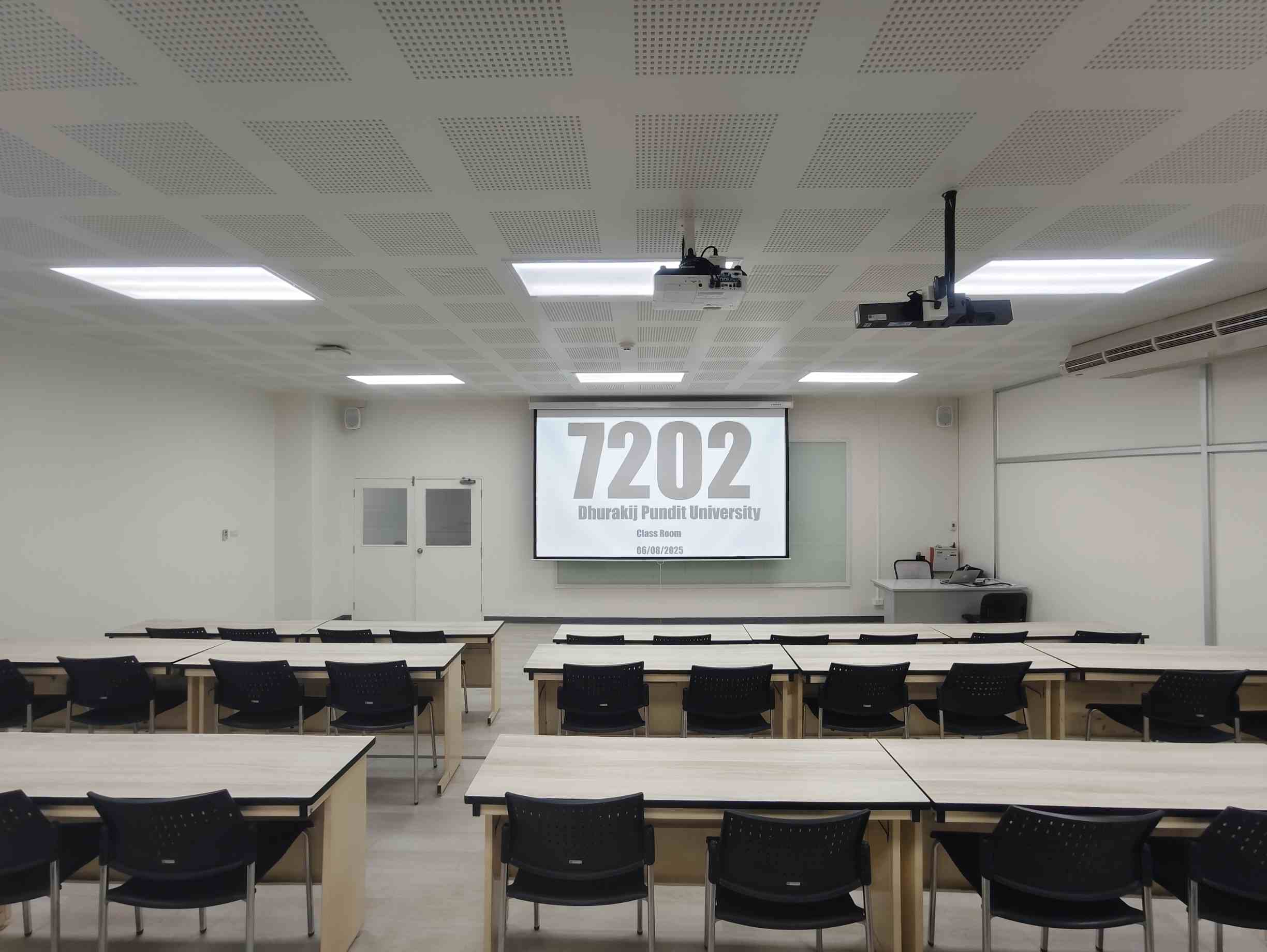 7202
